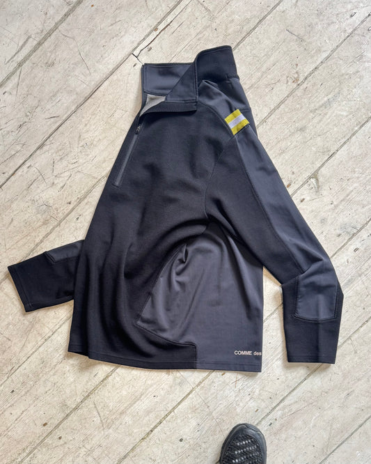 Hybrid Panelled Quarter Zip Pull Over  (~L~)